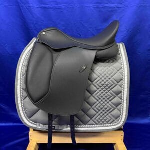 Wintec 500 Dressage Saddle (Demo) - Eaglewood Equestrian Supplies