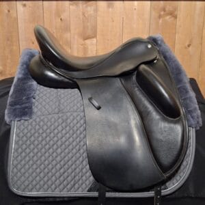 Used 17.5" Custom Wolfgang Solo Dressage Saddle